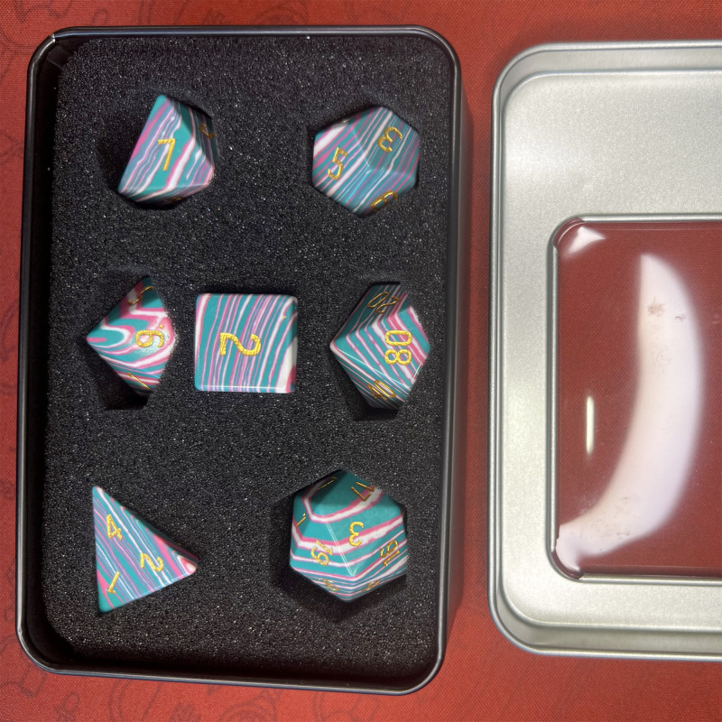 Dé Set de 7 Dés - Pierre Semi Précieuse Rayure Bleu Turquoise Vert et Rouge